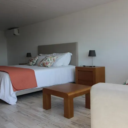 Vila Charming With Pool And Jacuzzi - Terras de Bouro