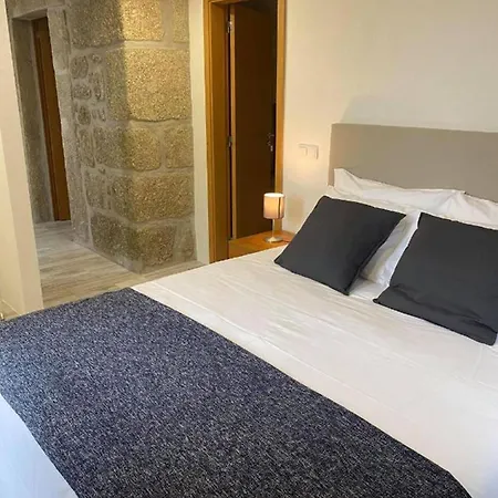 Charming With Pool And Jacuzzi - Terras de Bouro