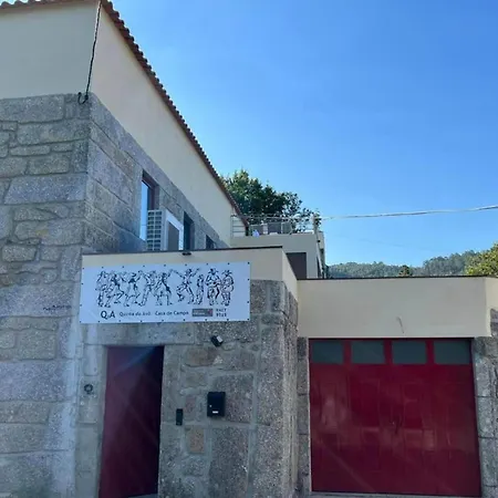 Charming With Pool And Jacuzzi - Villa Terras de Bouro