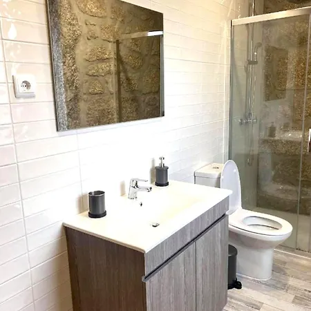 Charming With Pool And Jacuzzi -