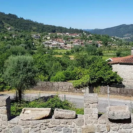 Charming With Pool And Jacuzzi - Terras de Bouro