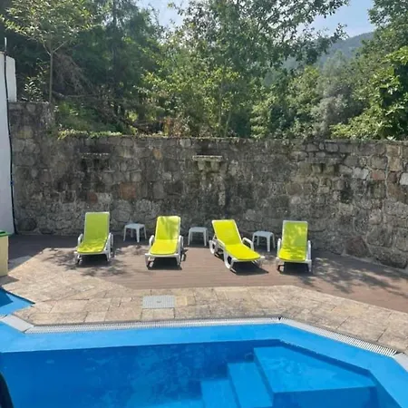 Charming With Pool And Jacuzzi - Vila *