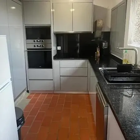 Charming With Pool And Jacuzzi - *