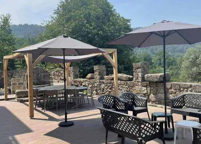 Charming With Pool And Jacuzzi - * 特拉什杜博鲁