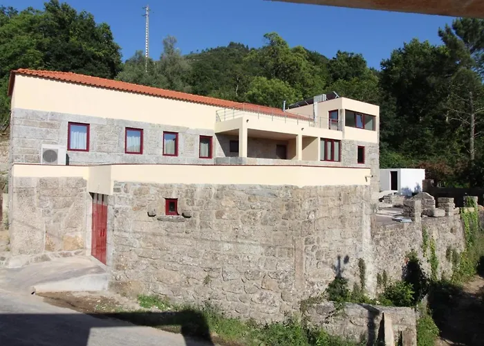 Charming With Pool And Jacuzzi - *