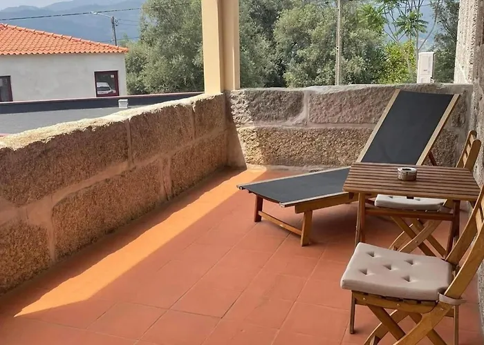 Charming With Pool And Jacuzzi - * 特拉什杜博鲁